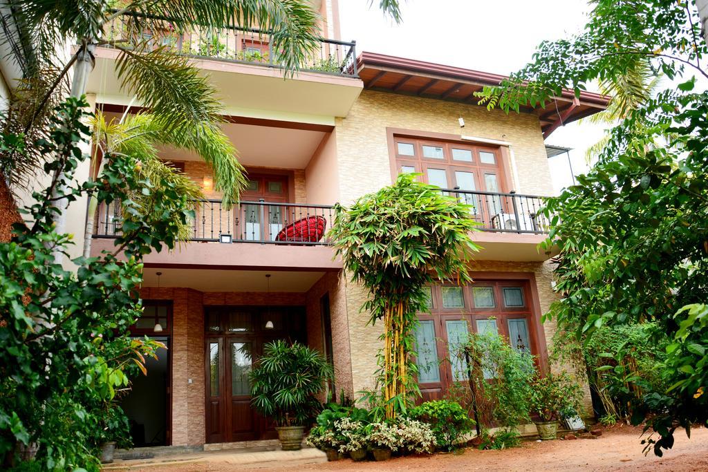 Colombo Mount Beach Hostel Dehiwala-Mount Lavinia Exterior foto